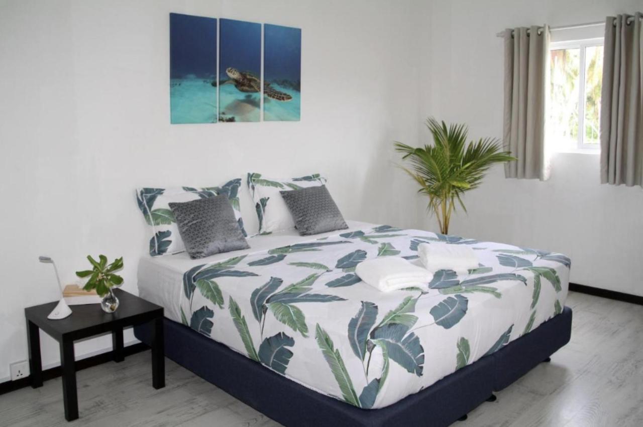 Surf Yoga Camp Hotel Thulusdhoo Ngoại thất bức ảnh