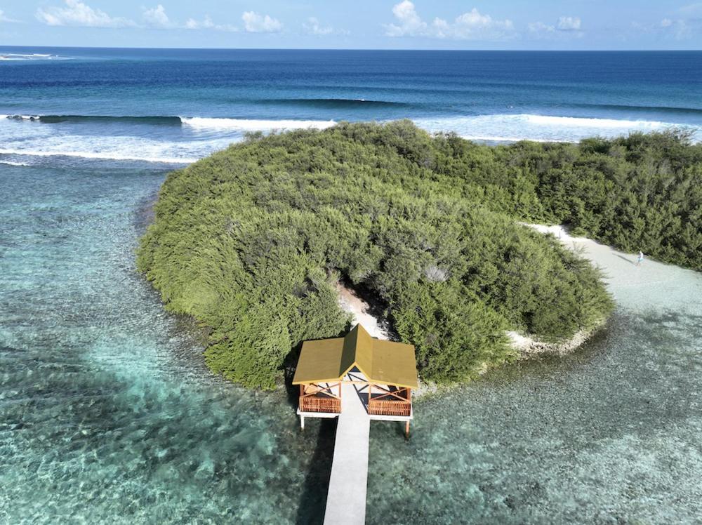 Surf Yoga Camp Hotel Thulusdhoo Ngoại thất bức ảnh