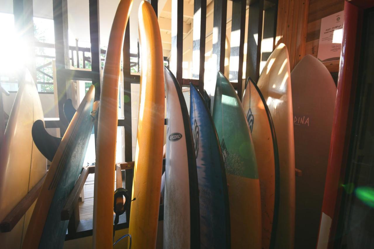 Surf Yoga Camp Hotel Thulusdhoo Ngoại thất bức ảnh